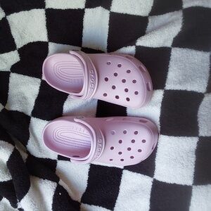 NWOT Never Worn Crocs Baby Pink Size 8